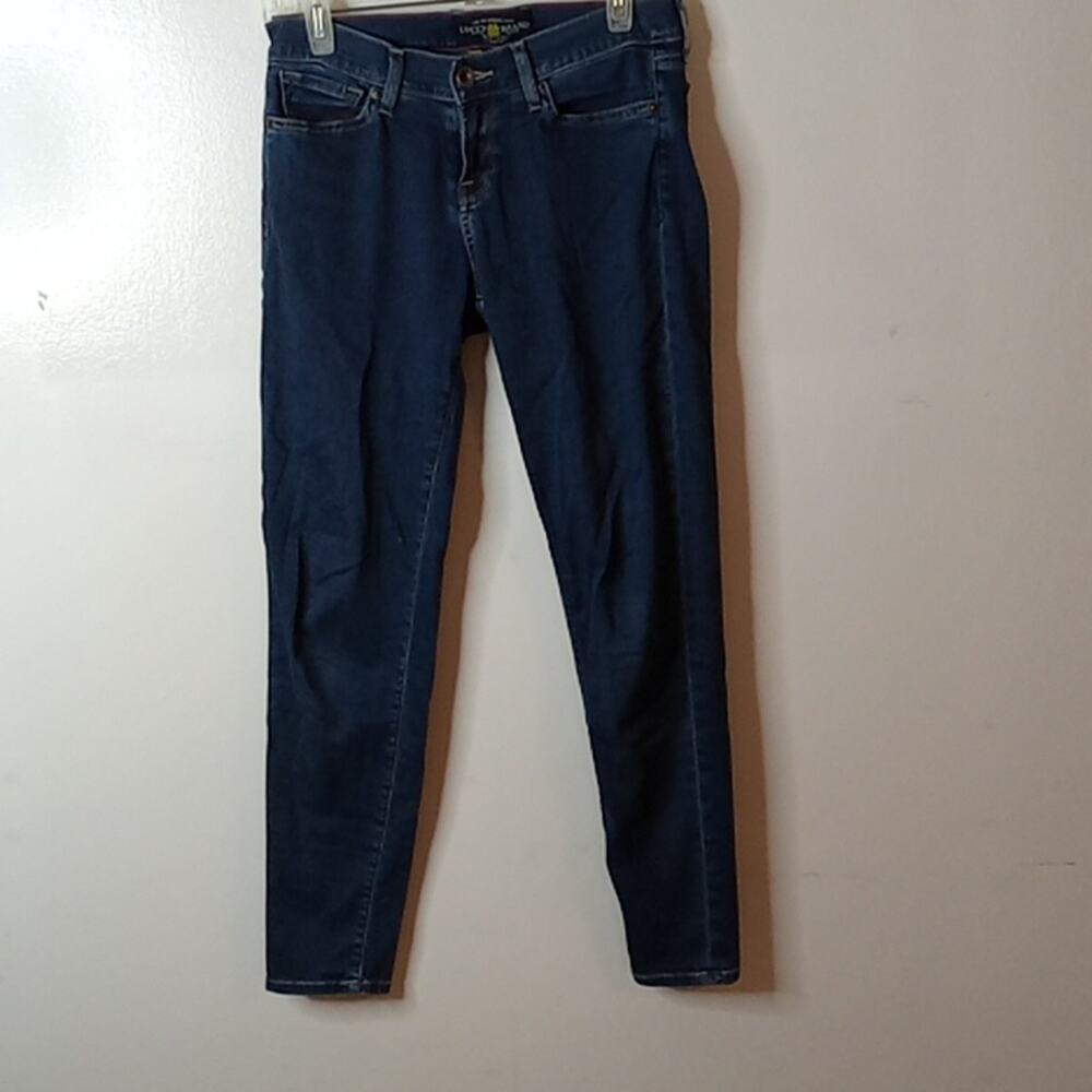 Lucky Brand Women's Charlie Super Skinny midrise 8/29 denim blue jeans. Casual